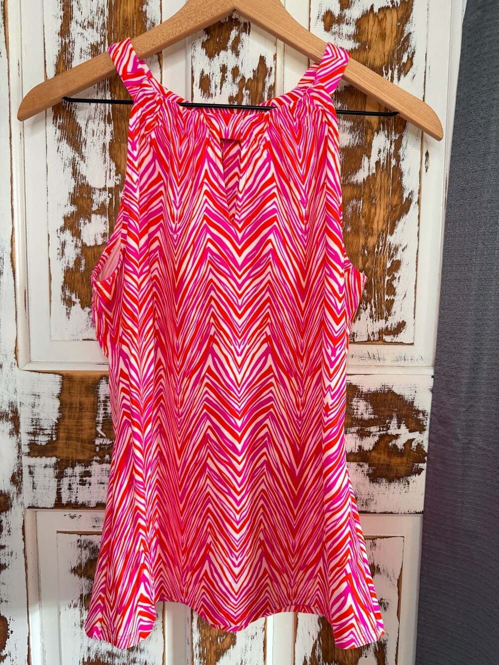 🏝️Jude Connally Pink Chevron Print Sleeveless Keyhole Top Size Small Resortwear